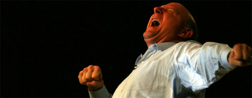 Steve Ballmer langer ut mot Apple